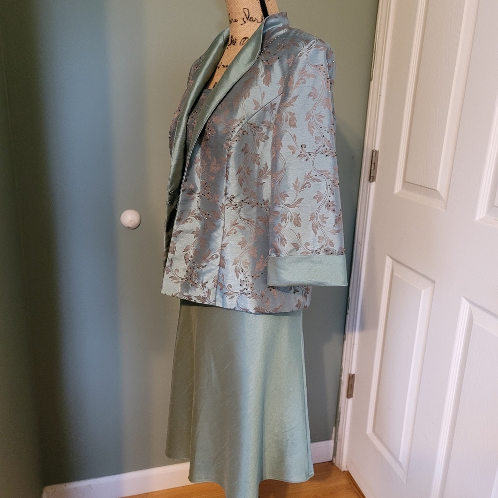 R&M Richards cocktail, special occasion 2 piece dress - Picture 6 of 16